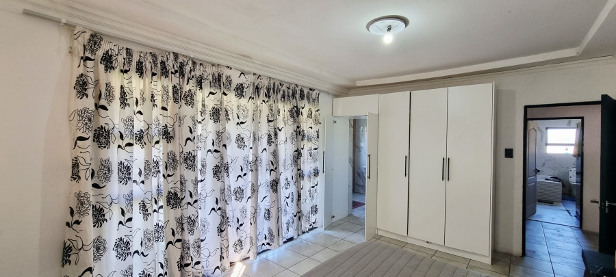 3 Bedroom Property for Sale in Nahoon Valley Park Eastern Cape